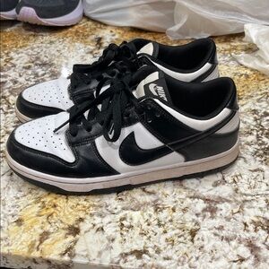 Nike Classic Black and White Low-Tops